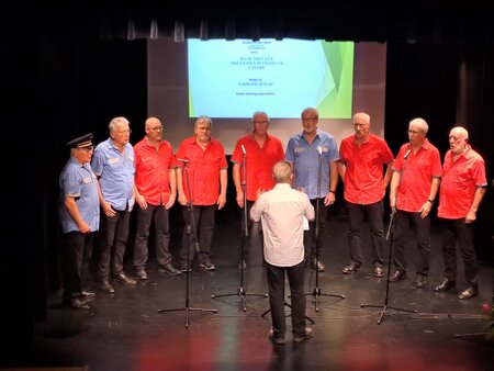 Ko se srecata Dolenjska in Francija v pesmi, jun 2025, foto GL (4)